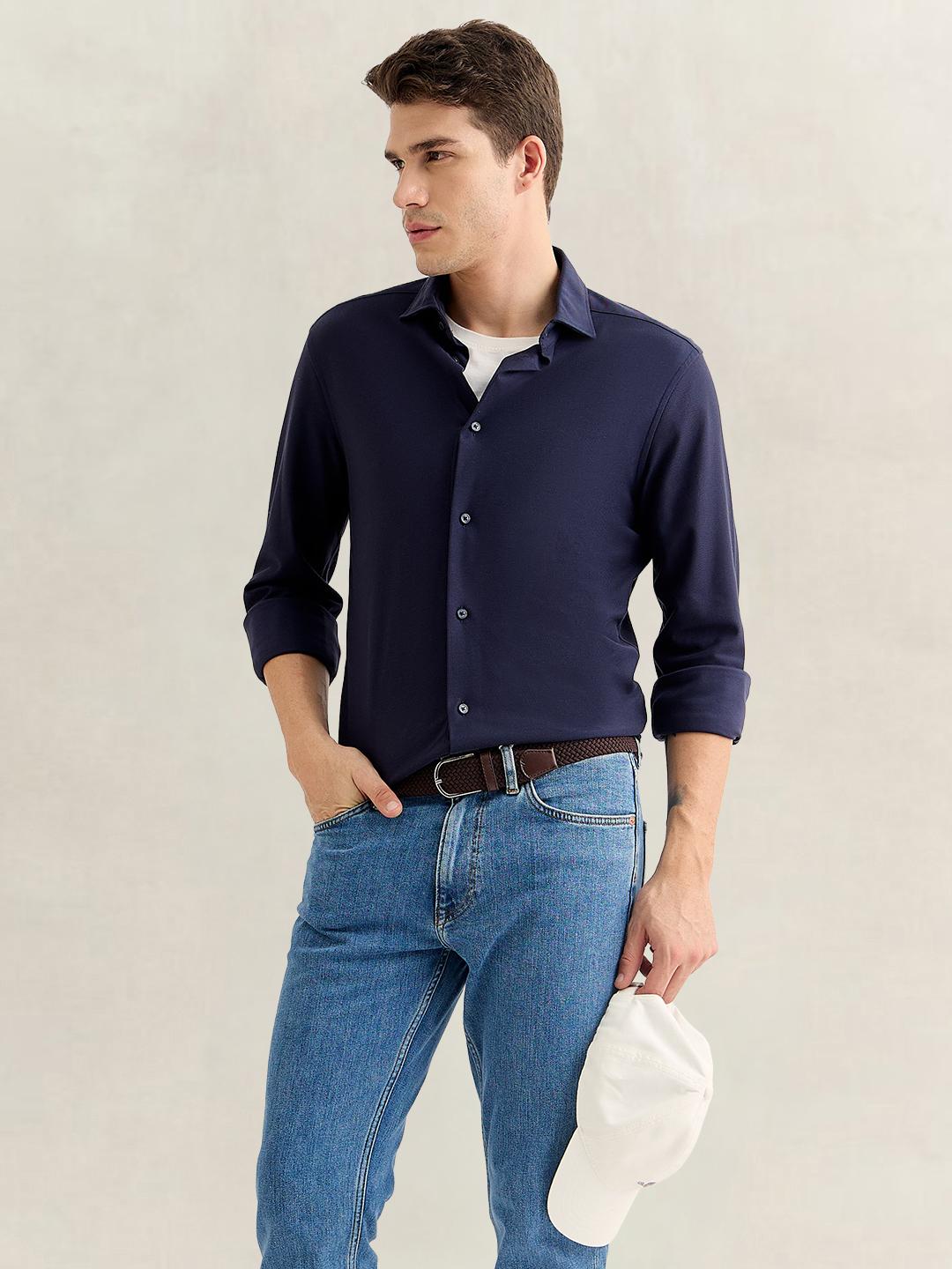 Gant Men Navy Blue Slim Fit Solid Shirt