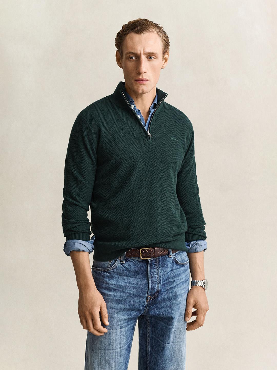 Gant Men Green Regular Fit Solid Sweater