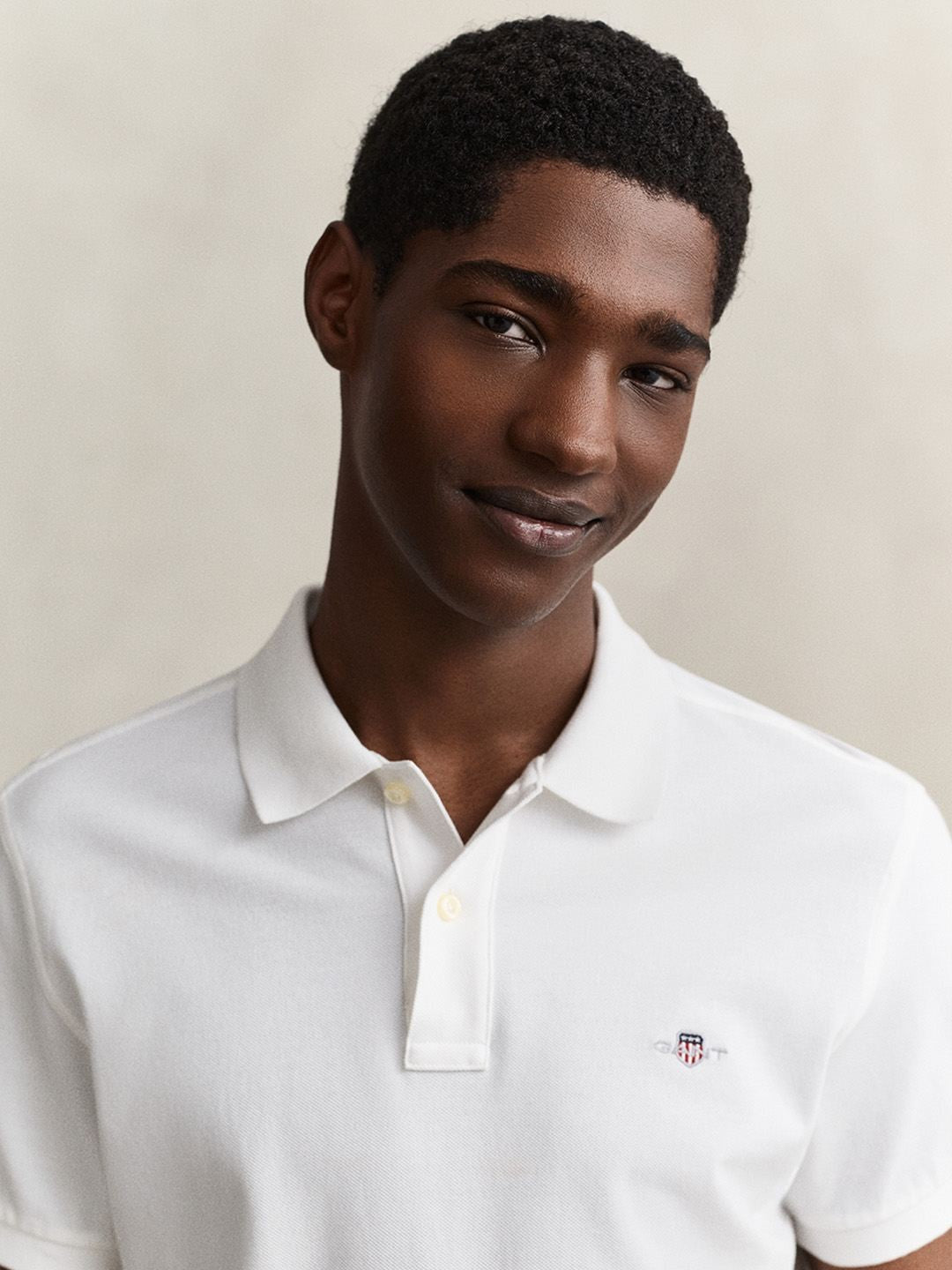 Gant Men White Solid Slim Fit Pure Cotton Classic Polo T-Shirt