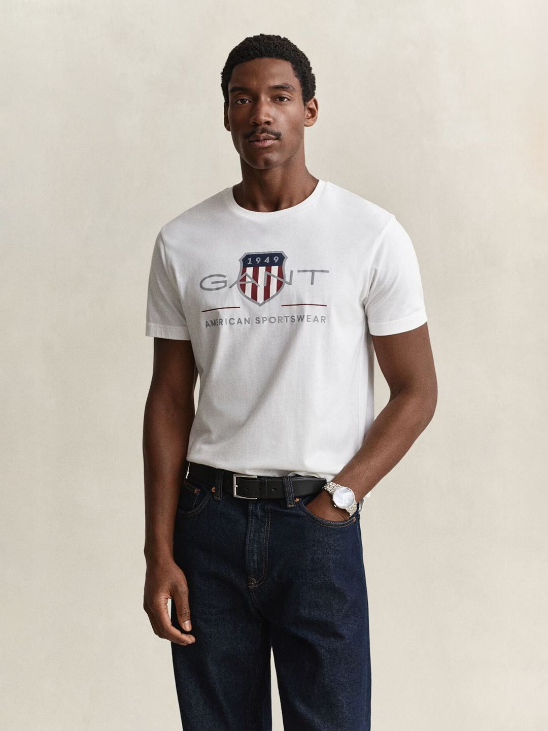 Gant Men White Solid Regular Fit Pure Cotton T-Shirt