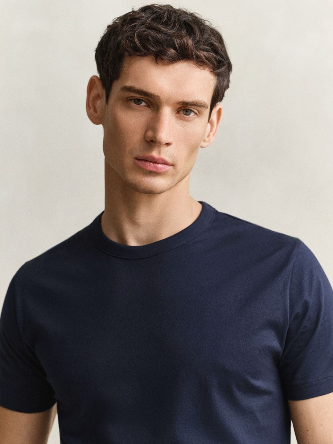 Gant Men Navy Blue Solid Regular Fit Pure Cotton T-Shirt