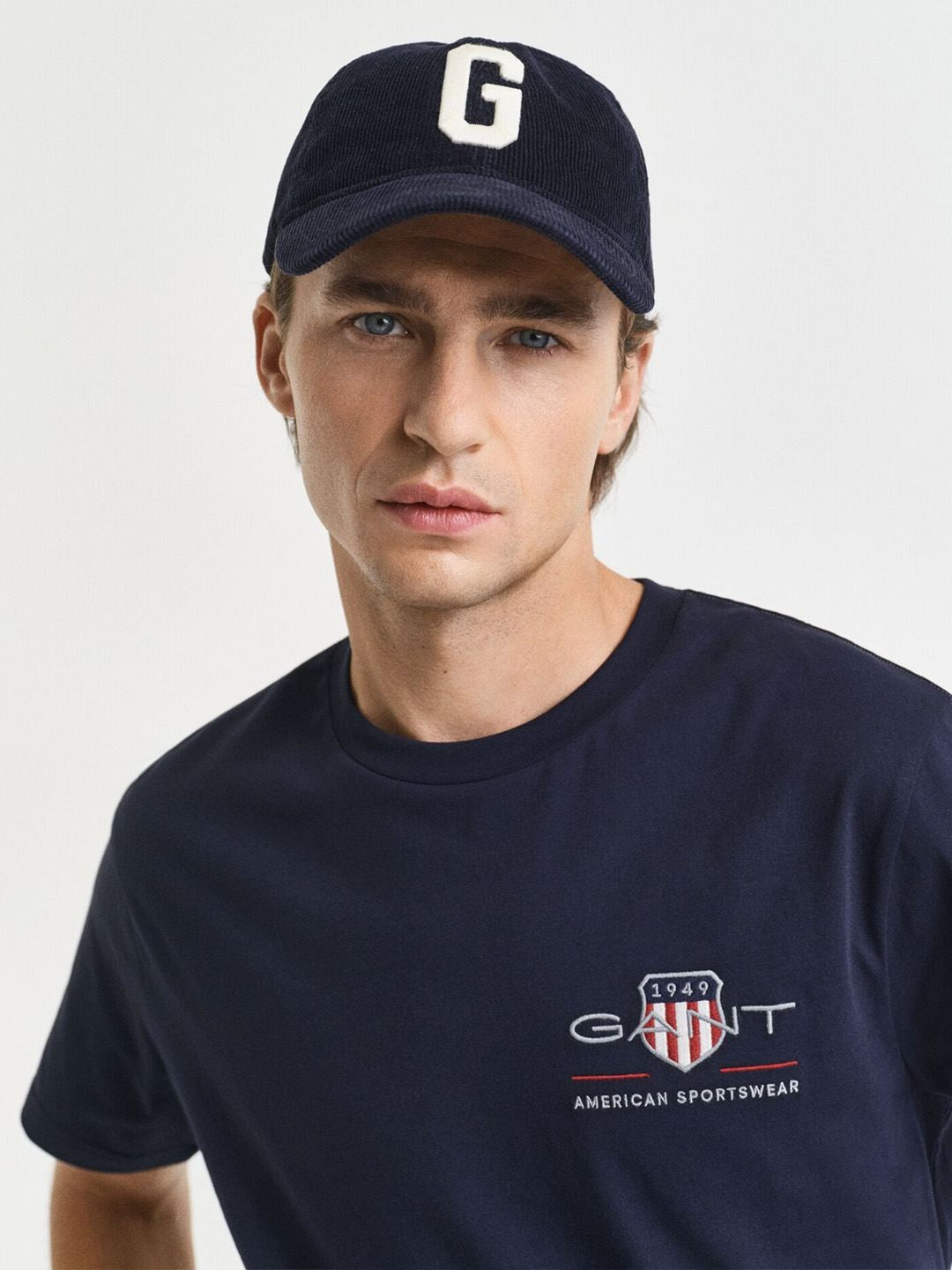 Gant Men Navy Blue Solid Regular Fit Pure Cotton T-Shirt