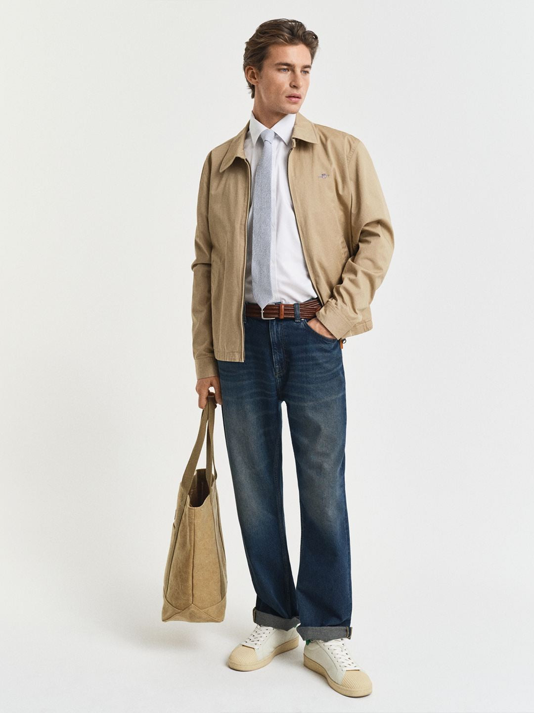 Gant Men White Solid Slim Fit Sateen Shirt