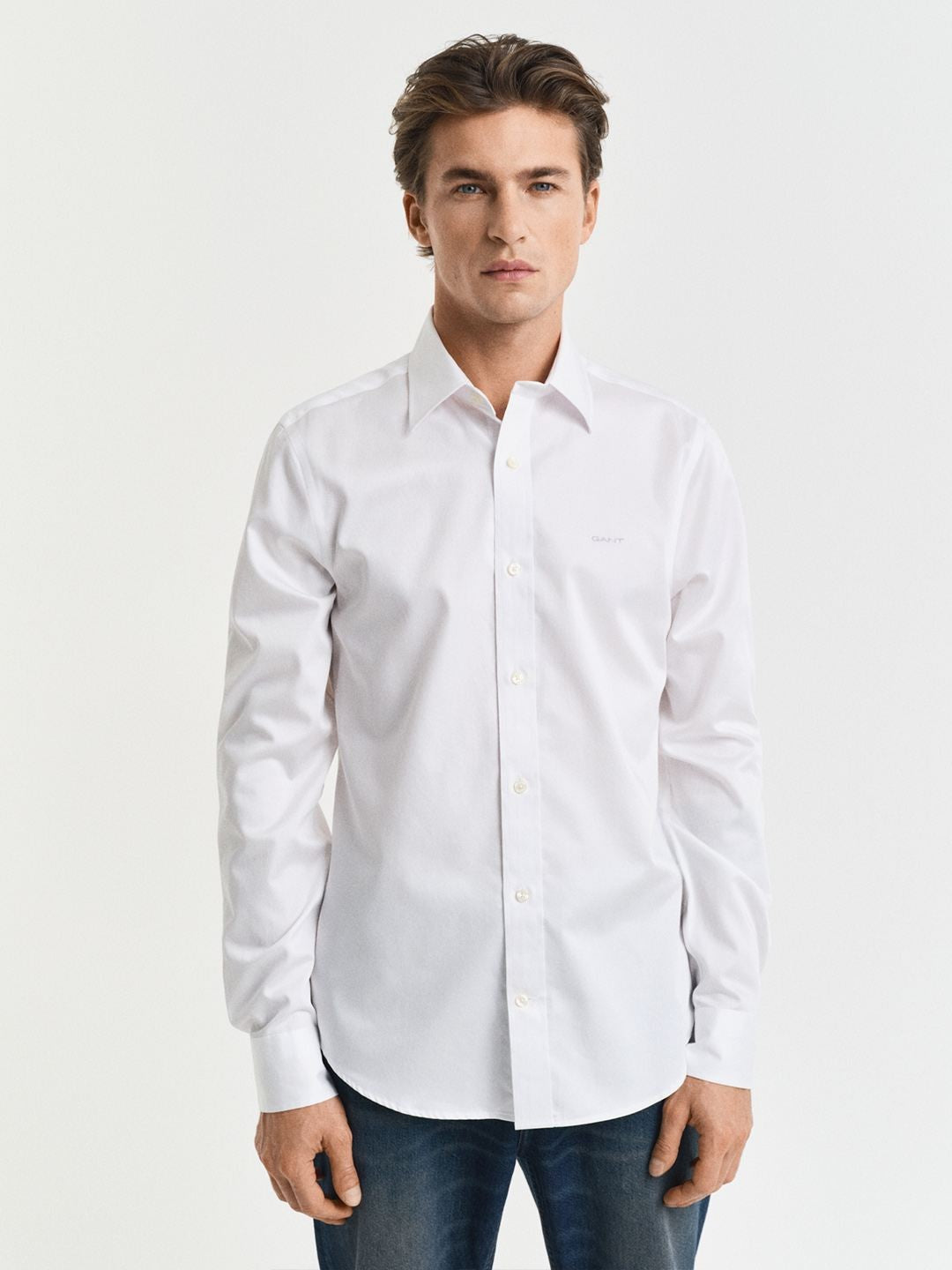 Gant Men White Solid Slim Fit Sateen Shirt