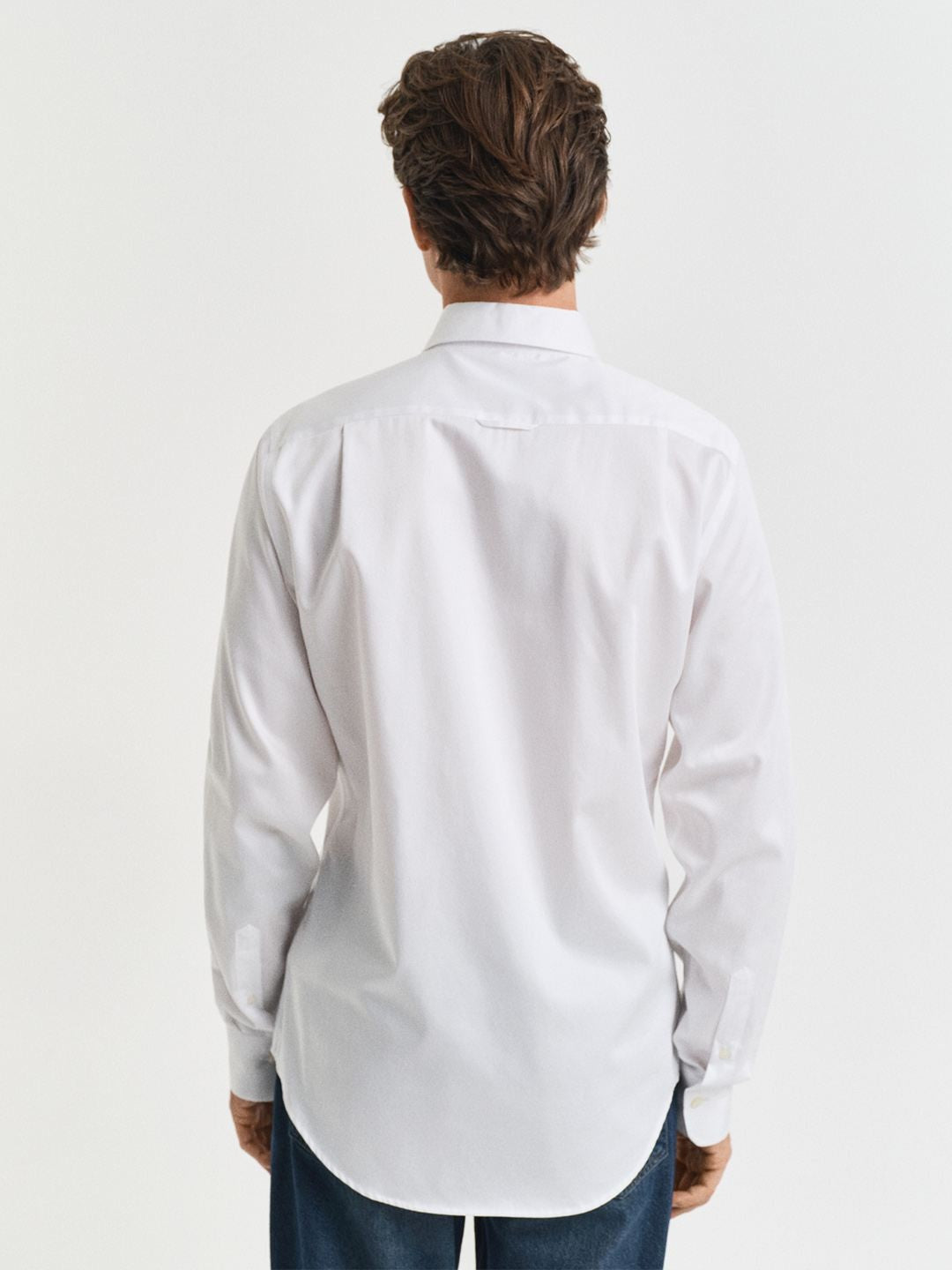 Gant Men White Solid Slim Fit Sateen Shirt