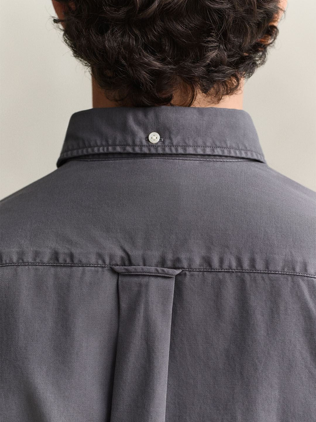 Gant Men Grey Solid Regular Fit Pure Cotton Shirt