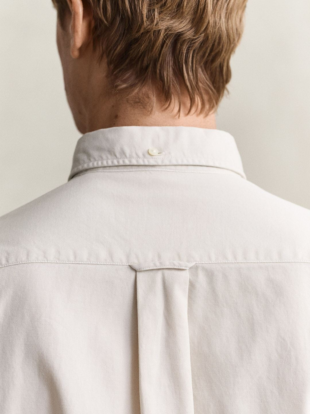 Gant Men Beige Solid Regular Fit Pure Cotton Shirt