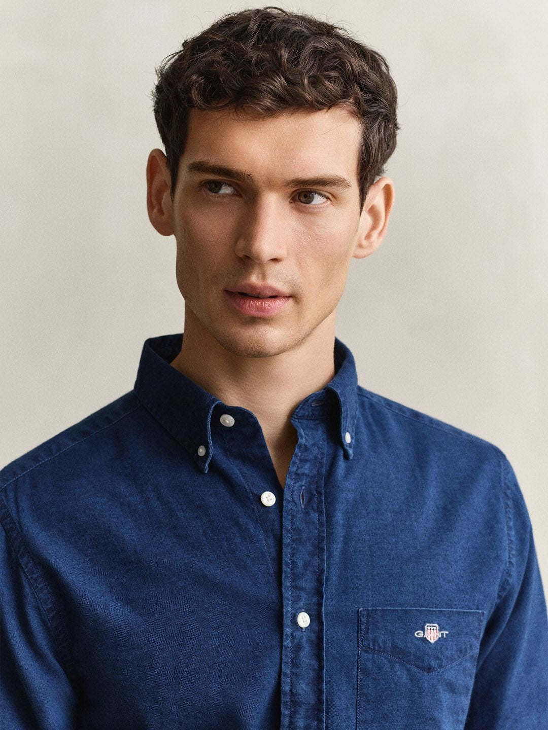 Gant Men Navy Blue Solid Regular Fit Pure Cotton Shirt