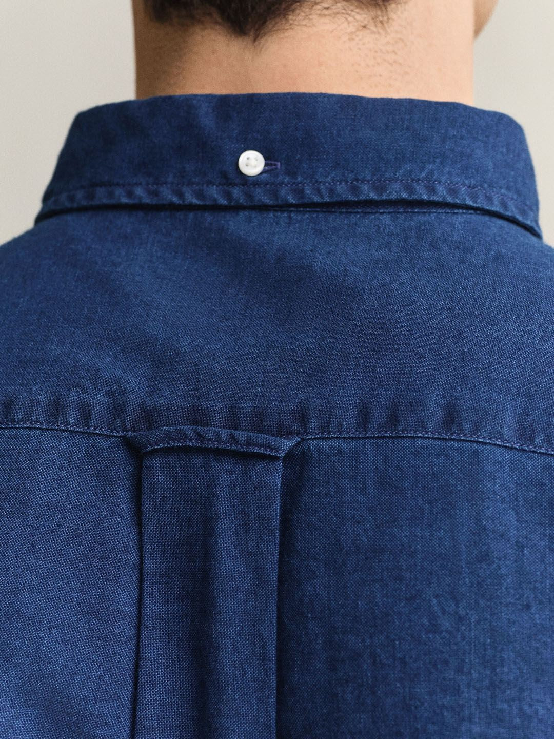 Gant Men Navy Blue Solid Regular Fit Pure Cotton Shirt