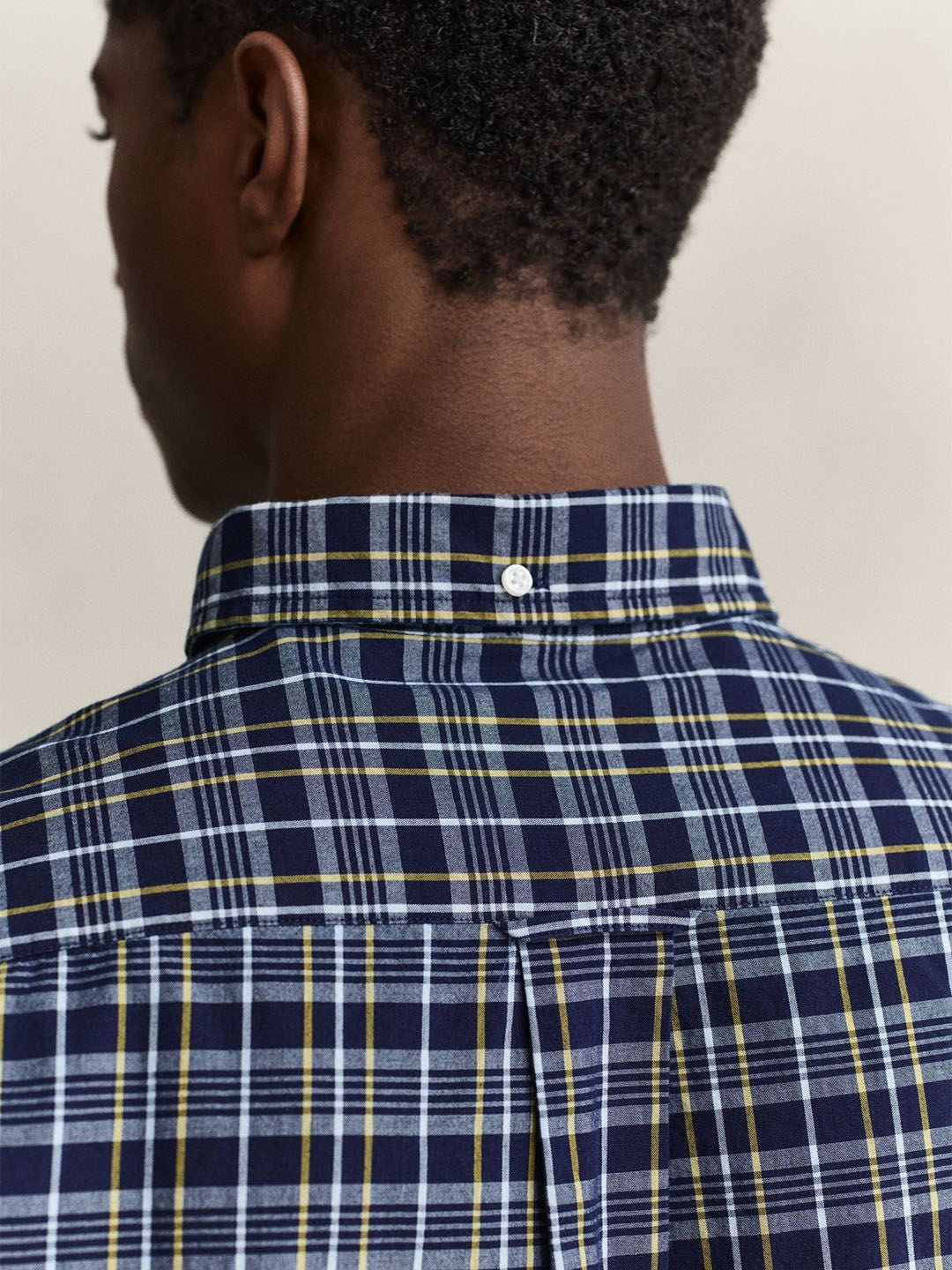 Gant Men Navy Blue Checked Regular Fit Poplin Shirt