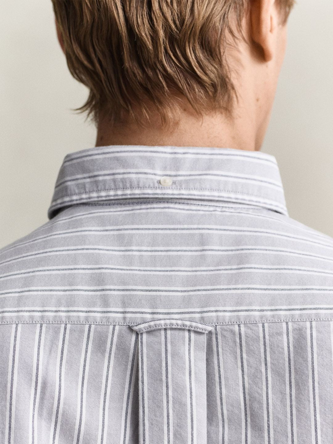 Gant Men Light Grey Striped Regular Fit Classic Oxford Shirt