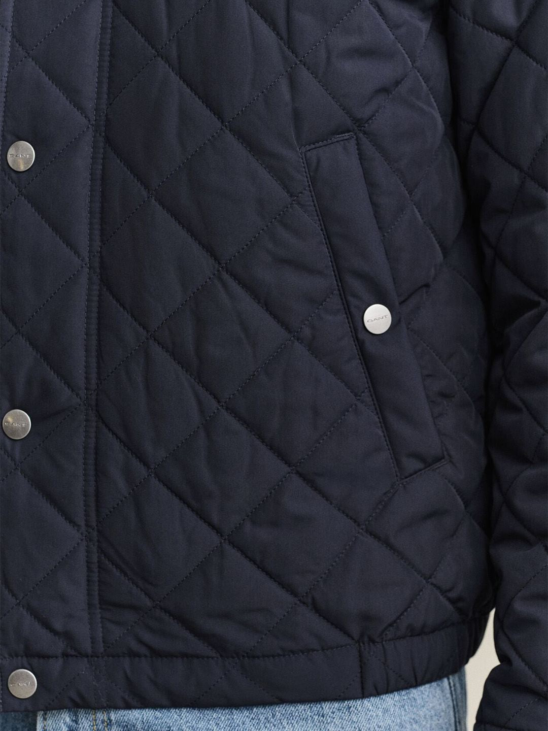 Gant Men Navy Blue Regular Fit Classic Quilted Jacket