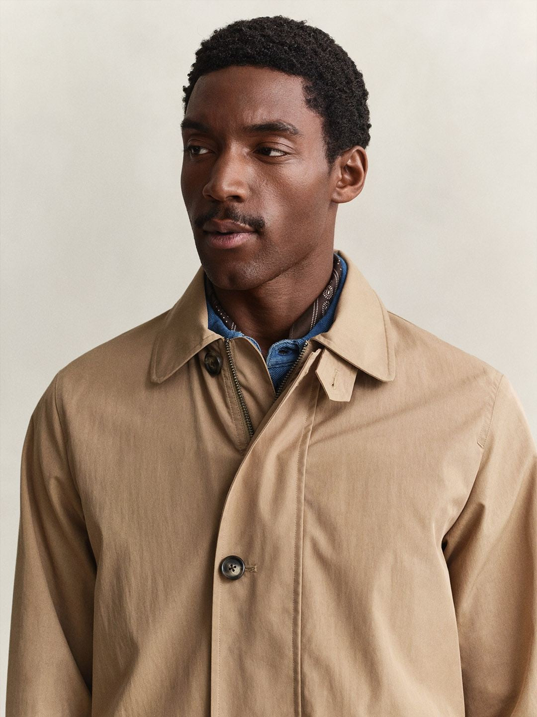 Gant Men Beige Solid Regular Fit Cotton Blend Barn Jacket