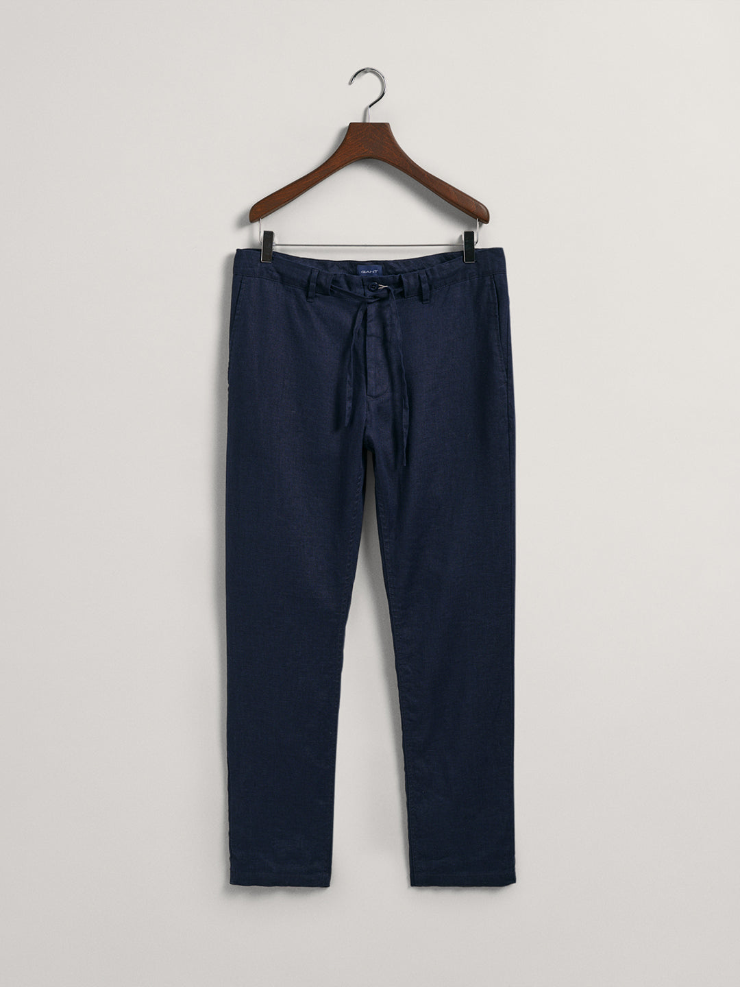 Gant Men Smart Mid-Rise Smart Loose Fit Linen Trousers