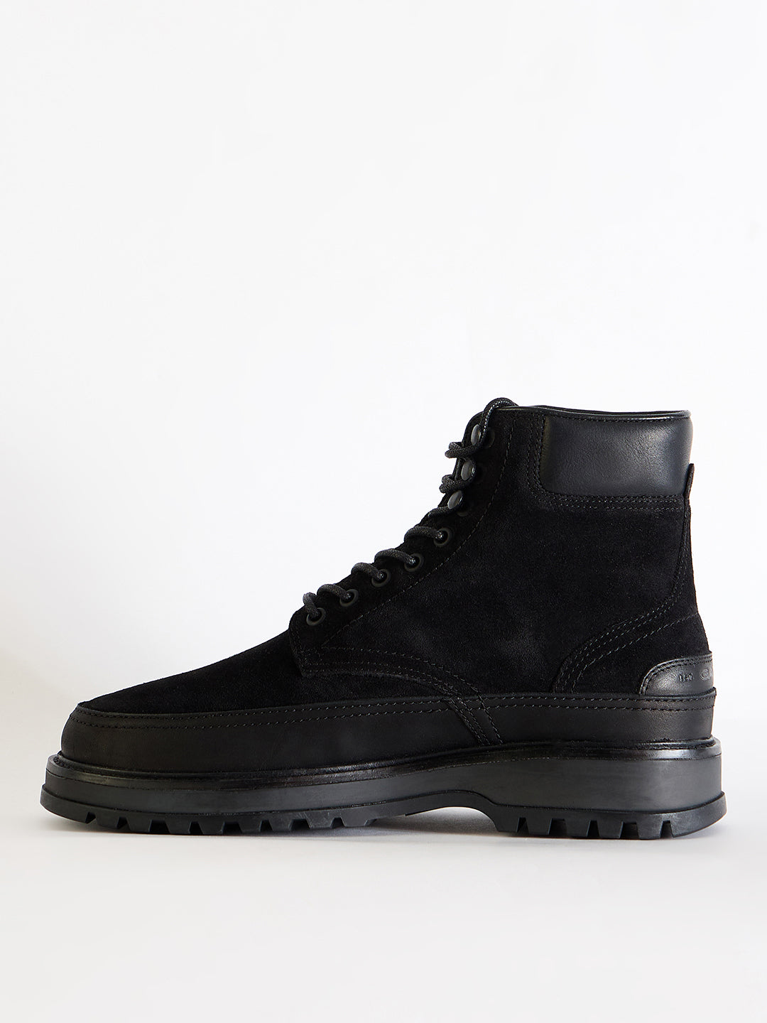 Gant Men Black  Solid Lace-Up Round Toe Boots