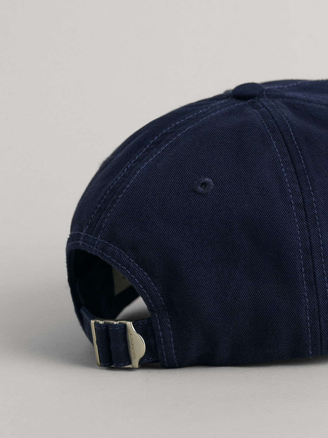 Gant Men Blue Solid Cap