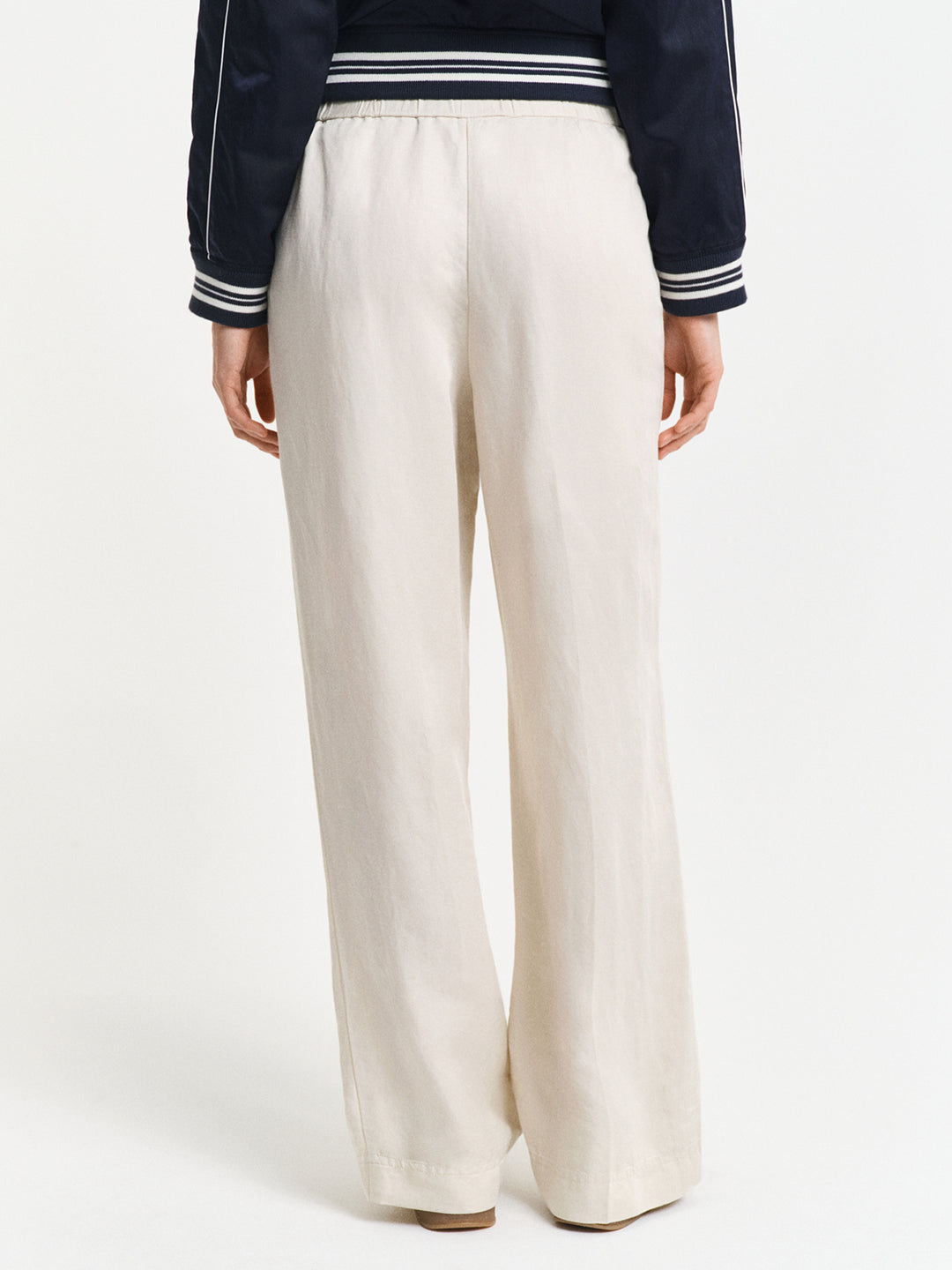 Gant Women Beige Relaxed Fit Wide Leg Trouser