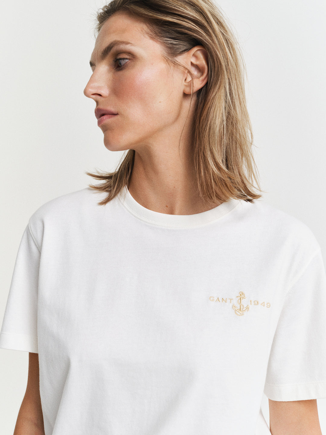 Gant Women White Solid Round Neck Short Sleeves T-Shirt