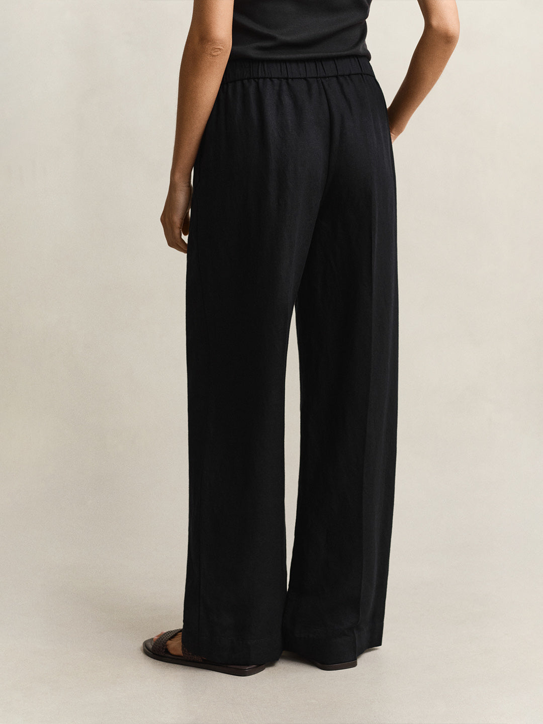 Gant Women Black Linen Blend Pant