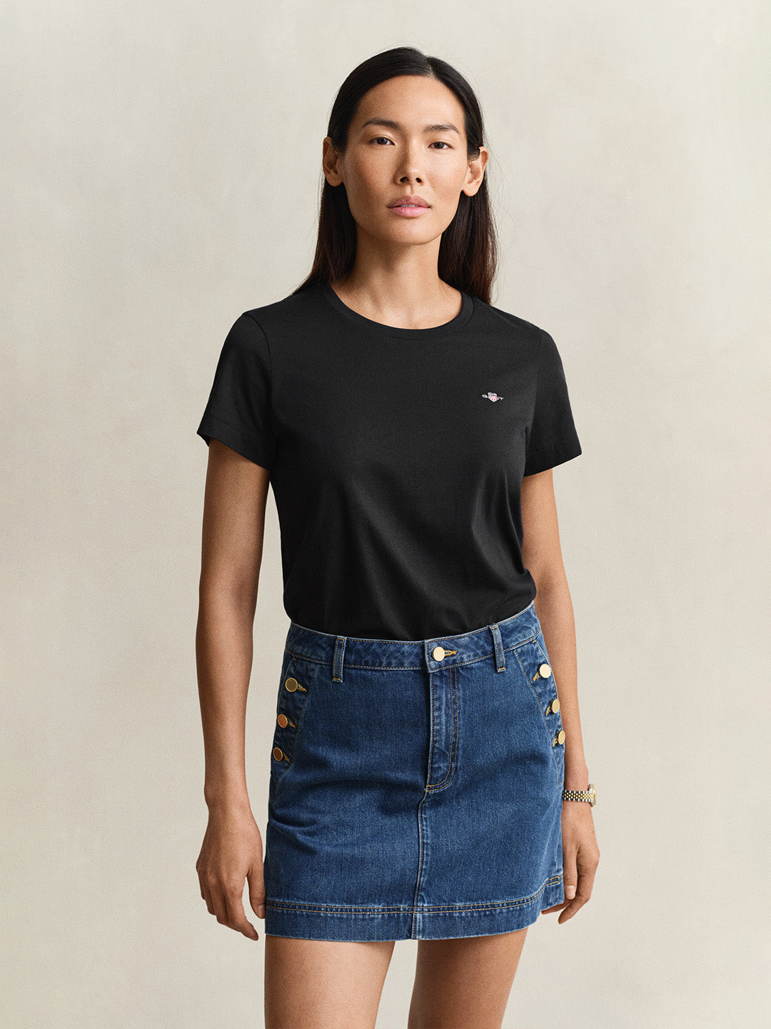 Gant Women Black Solid Regular Fit T-Shirt