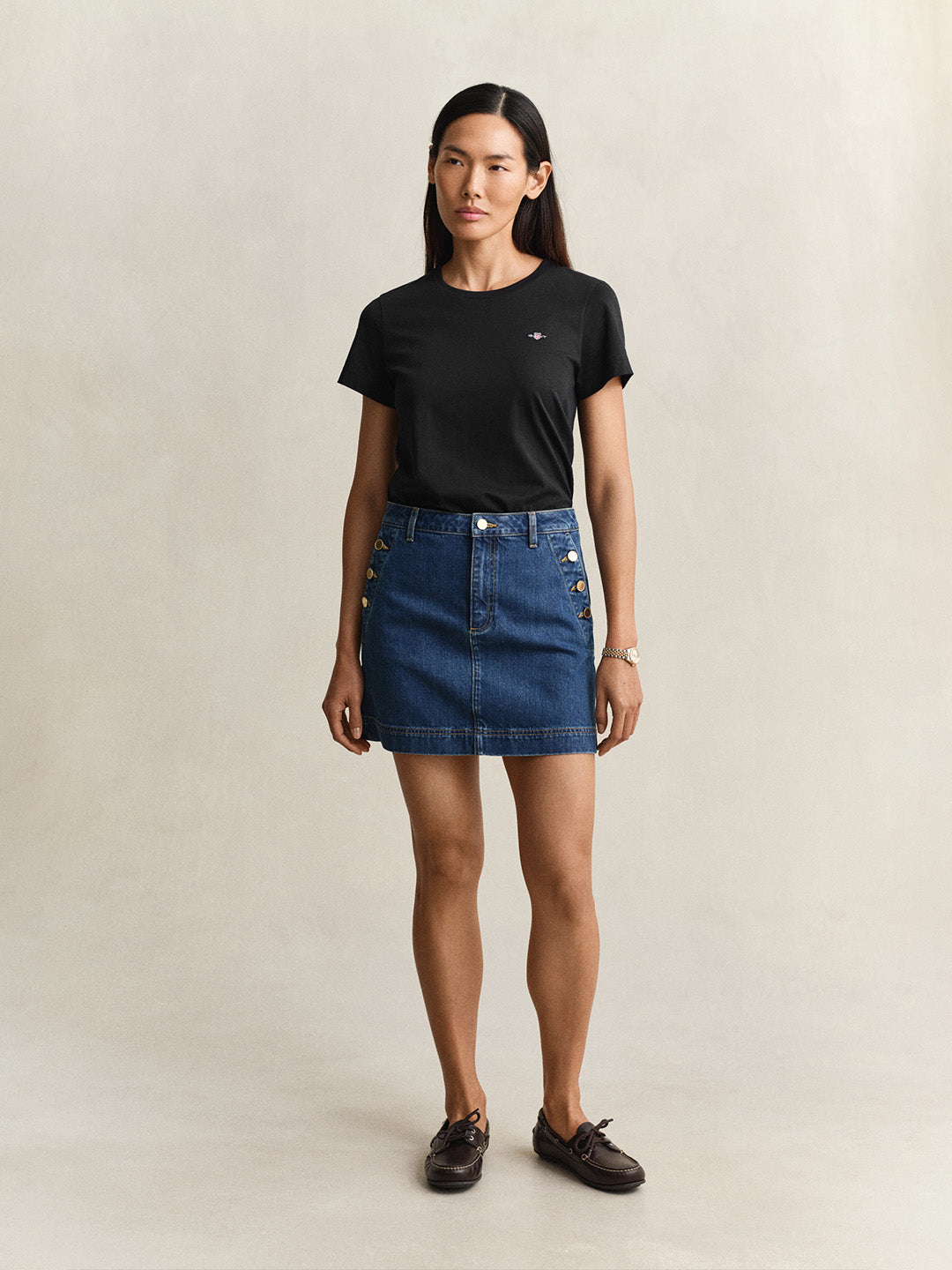 Gant Women Black Solid Regular Fit T-Shirt