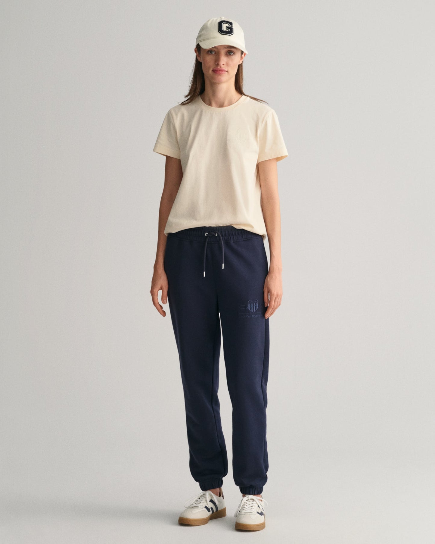 Gant Women Blue Solid Mid-Rise Relaxed Fit Joggers Sweatpants