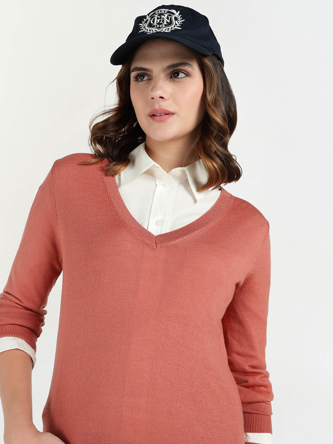 Gant Women Red Solid V Neck Sweater