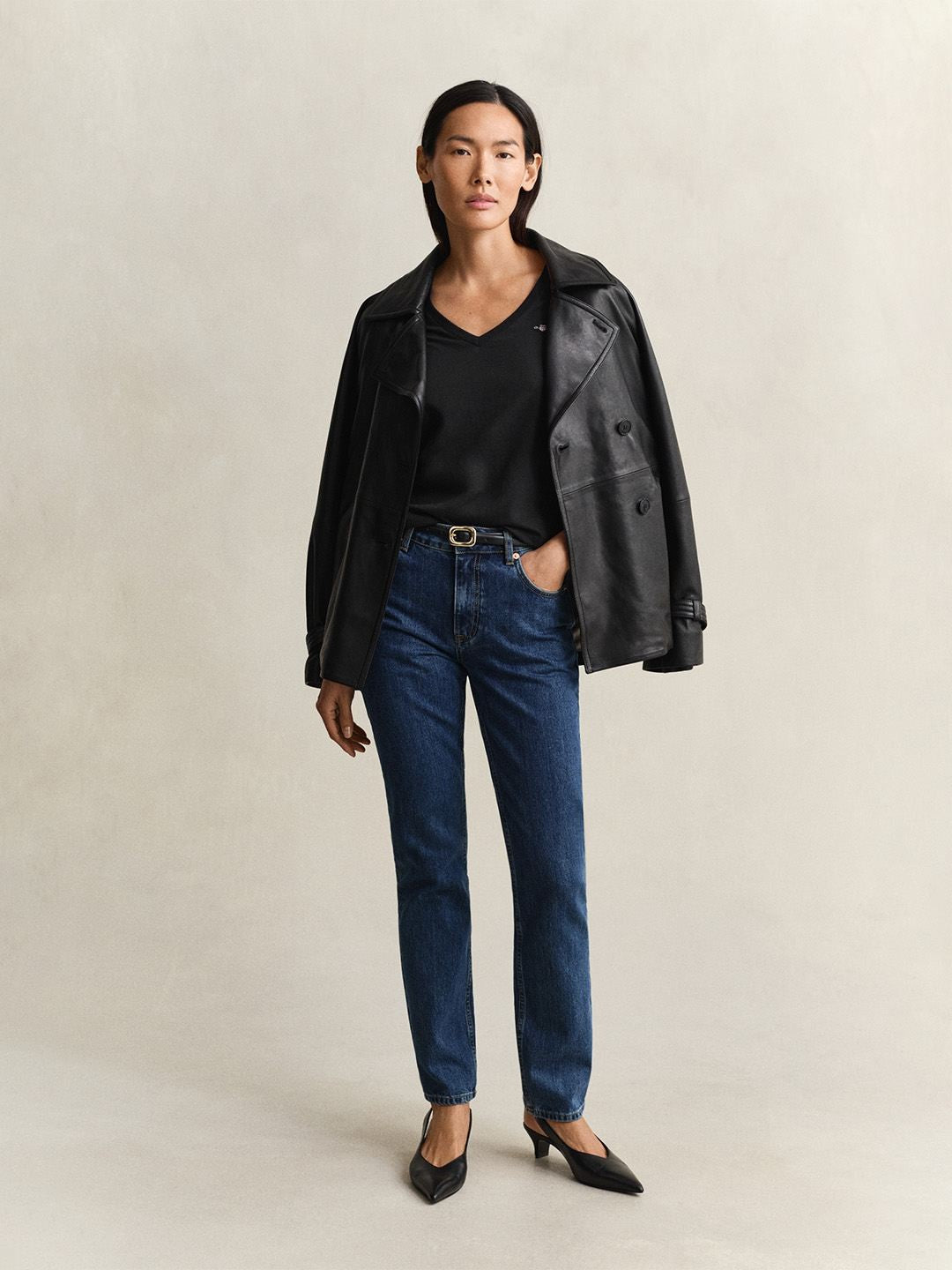 Gant Women Black Solid Regular Fit Pure Cotton T-Shirt