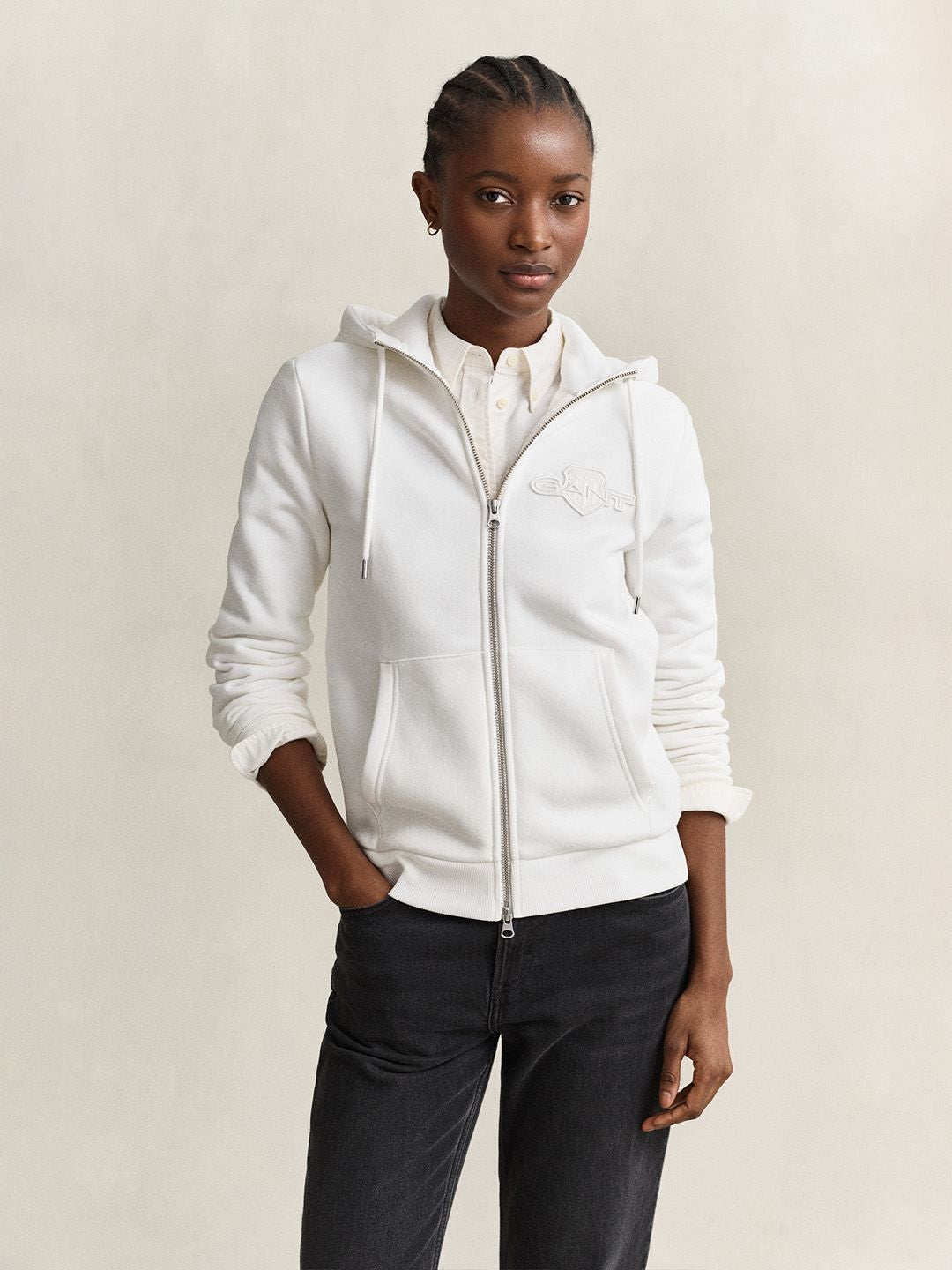 Gant Women White Solid Regular Fit Sweatshirt