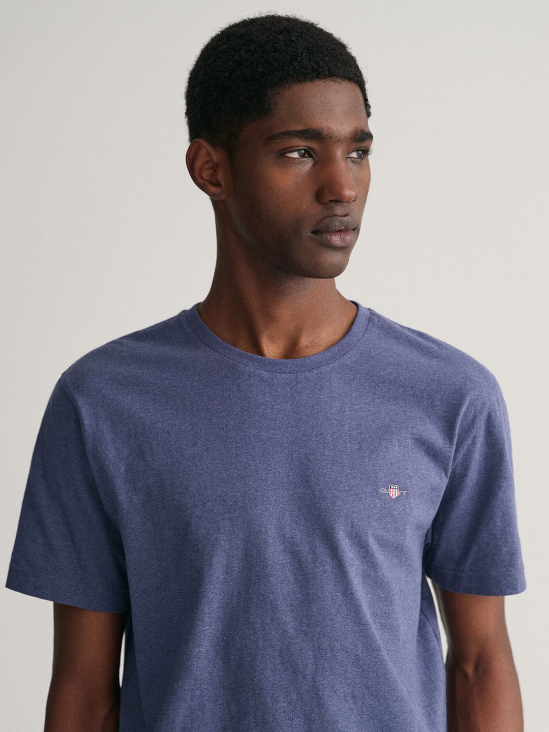 Gant Men Blue Solid Crew Neck Tshirt
