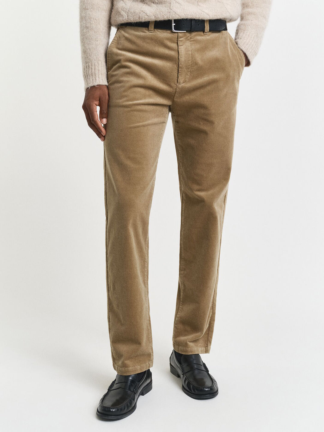 Gant Men Khaki Regular Fit Solid Trouser