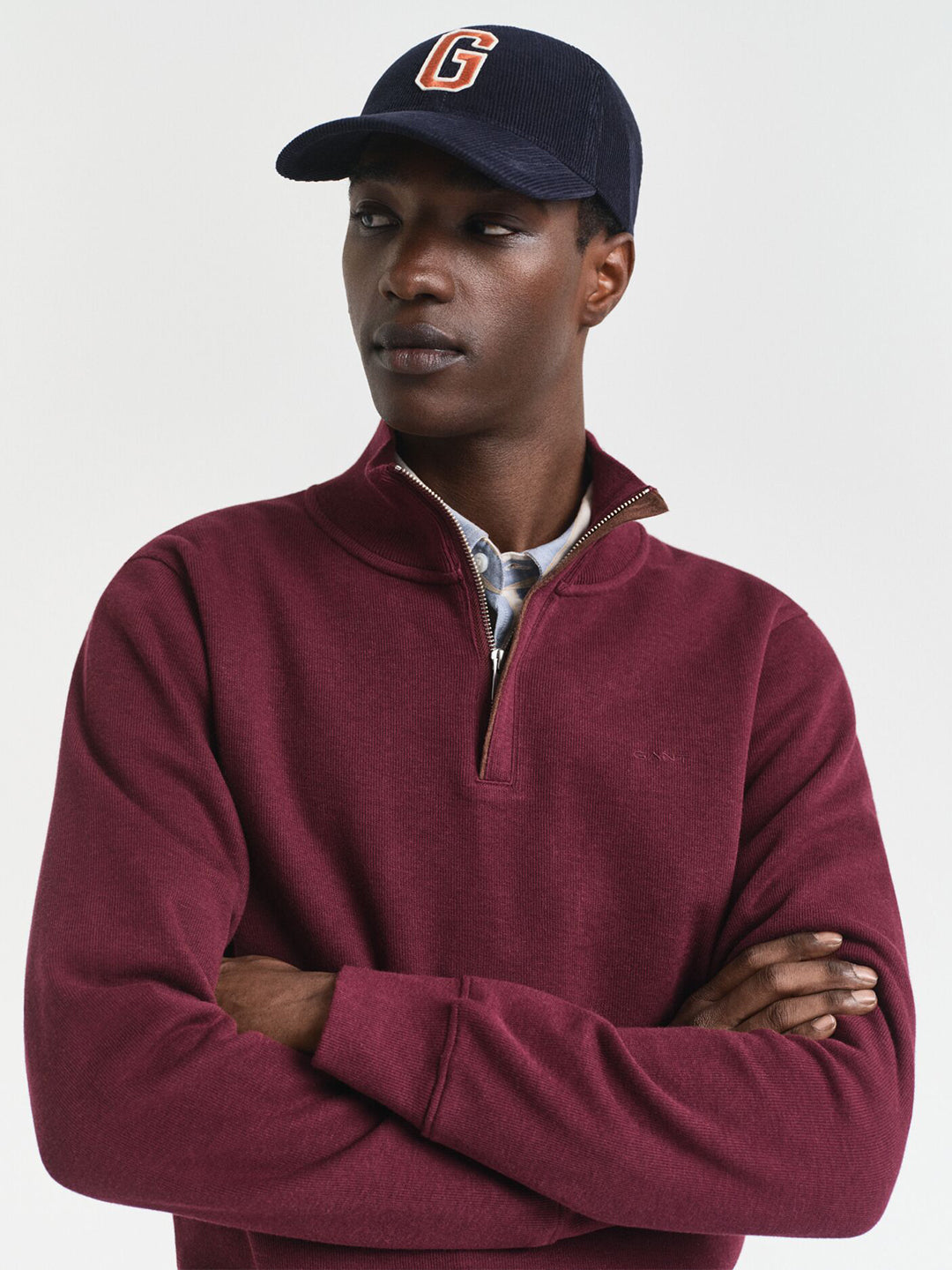 Gant Men Red Solid Half Zip Sweatshirt