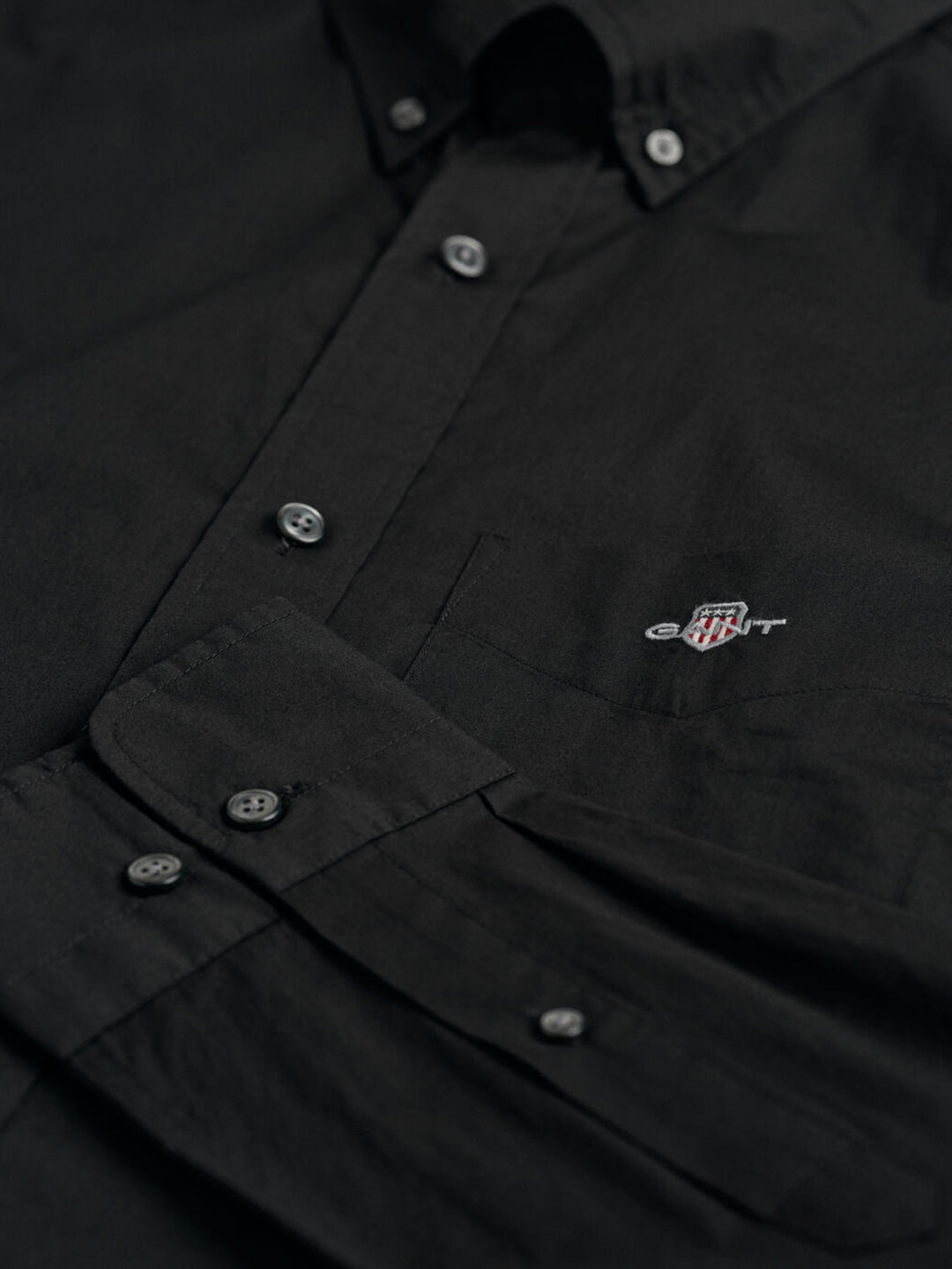 Gant Men Black Solid Spread Collar Long Sleeves Shirt