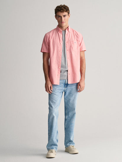 Gant Men Pink Solid Button Down Collar Short Sleeves Shirt