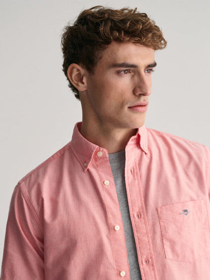 Gant Men Pink Solid Button Down Collar Short Sleeves Shirt