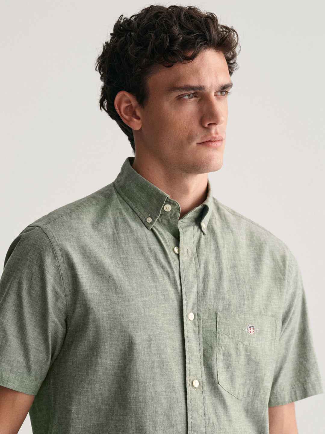 Gant Men Green Solid Button Down Collar Short Sleeves Linen Shirt