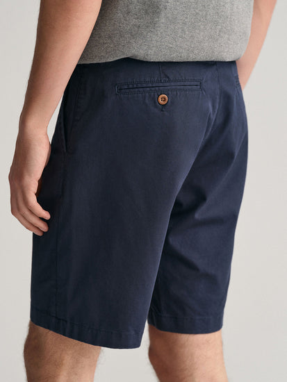 Gant Men Blue Solid Slim Fit Mid-Rise Shorts